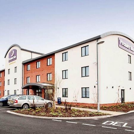 Premier Inn Barrow In Furness Buitenkant foto