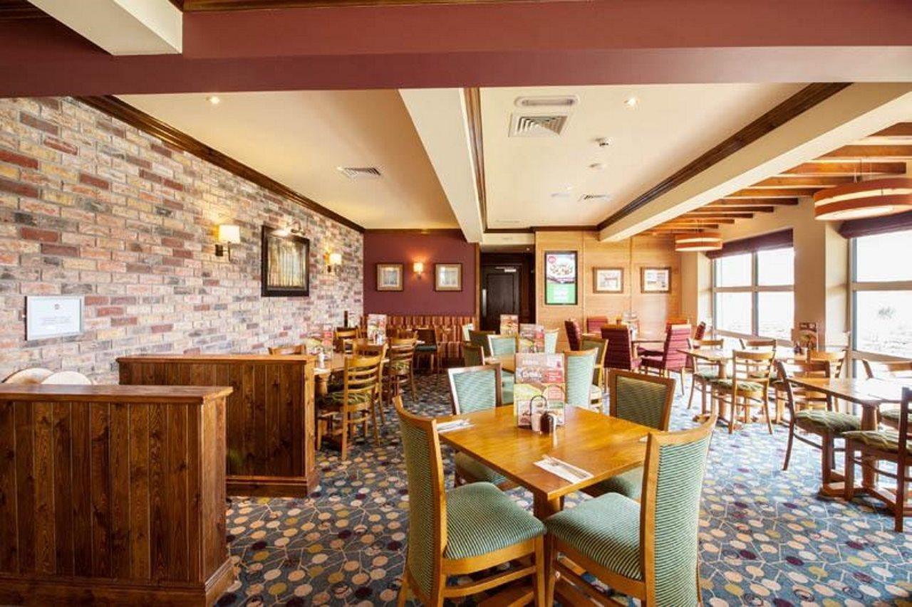 Premier Inn Barrow In Furness Buitenkant foto