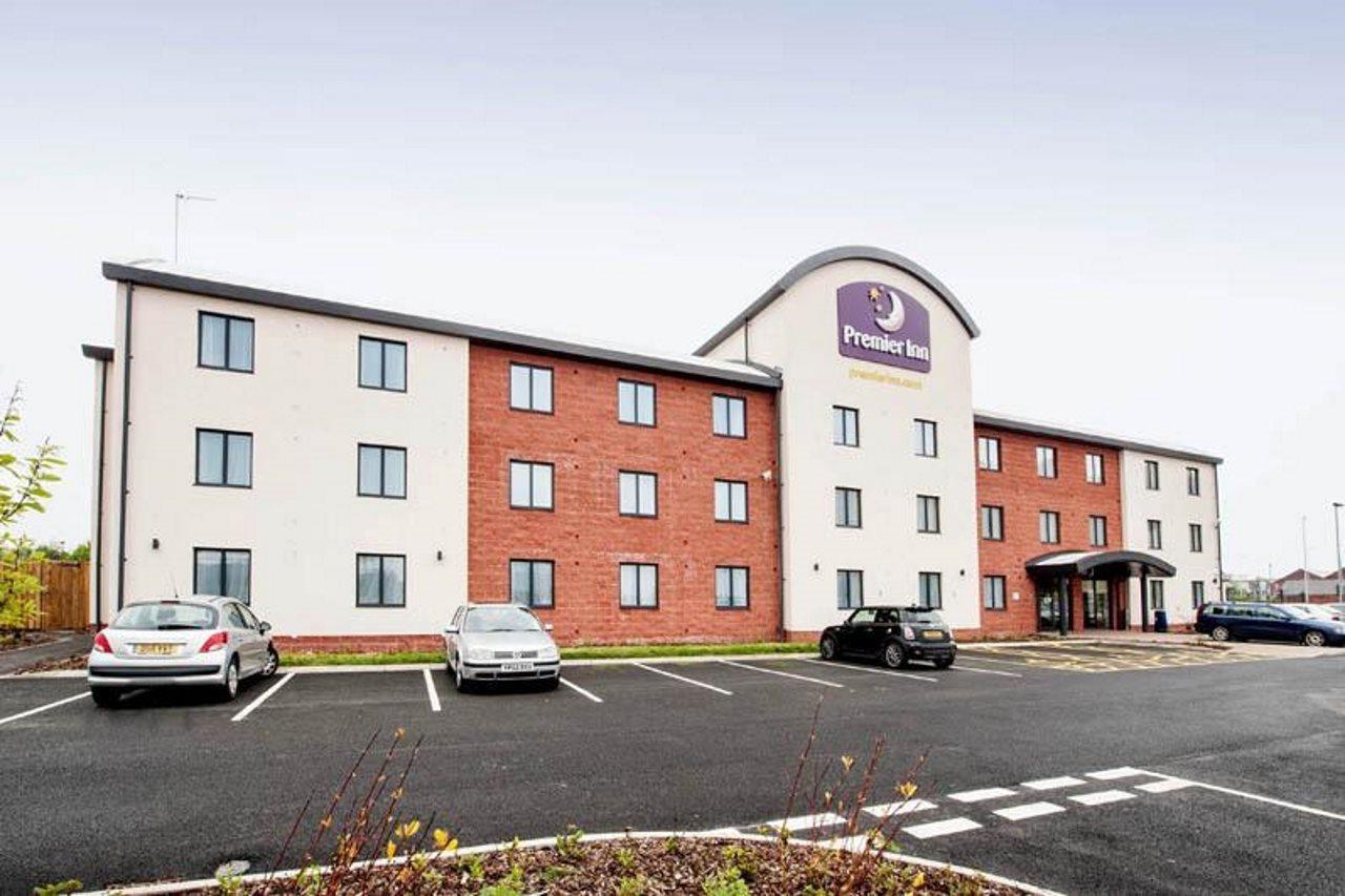 Premier Inn Barrow In Furness Buitenkant foto