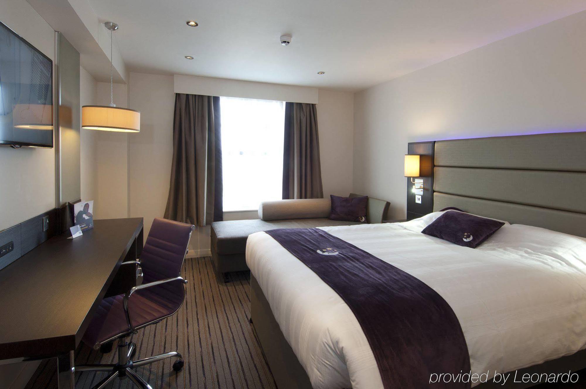 Premier Inn Barrow In Furness Buitenkant foto